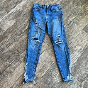 We the free distressed jeans